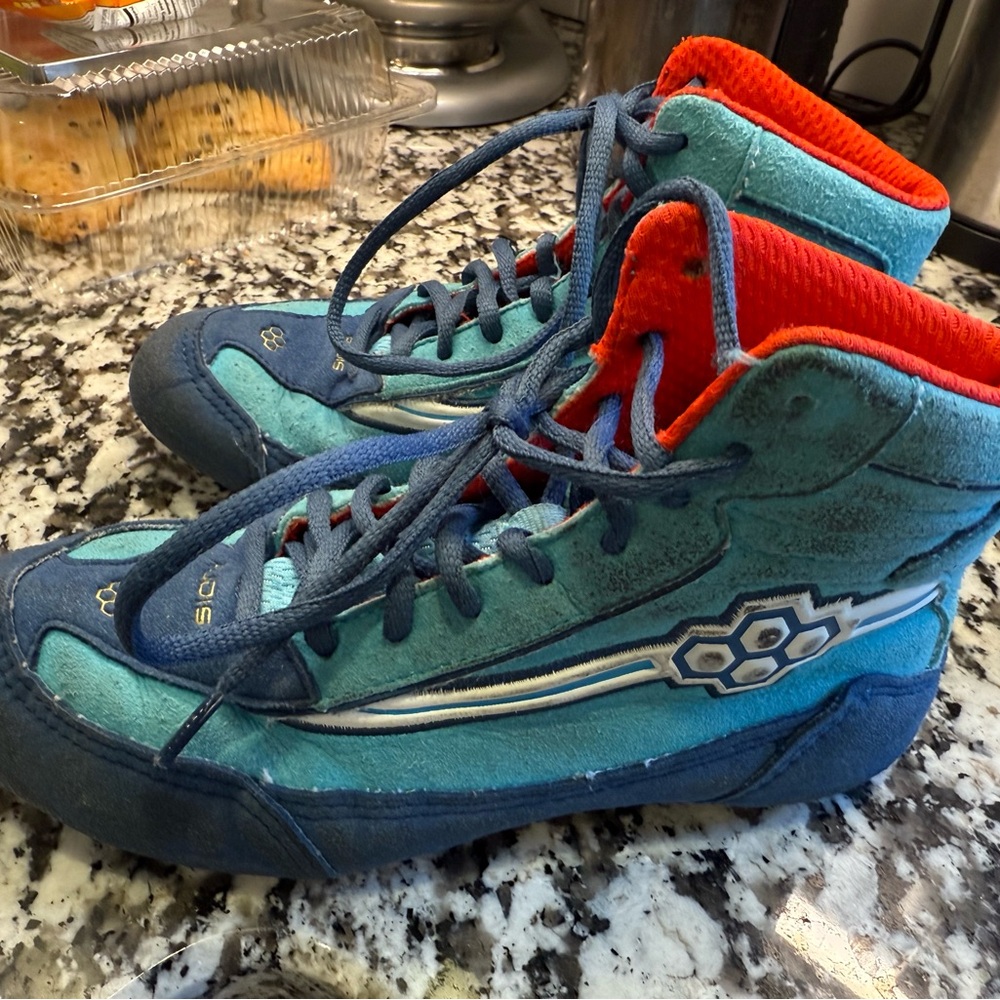 Rudis 95 Wrestling shoes kids 4Y